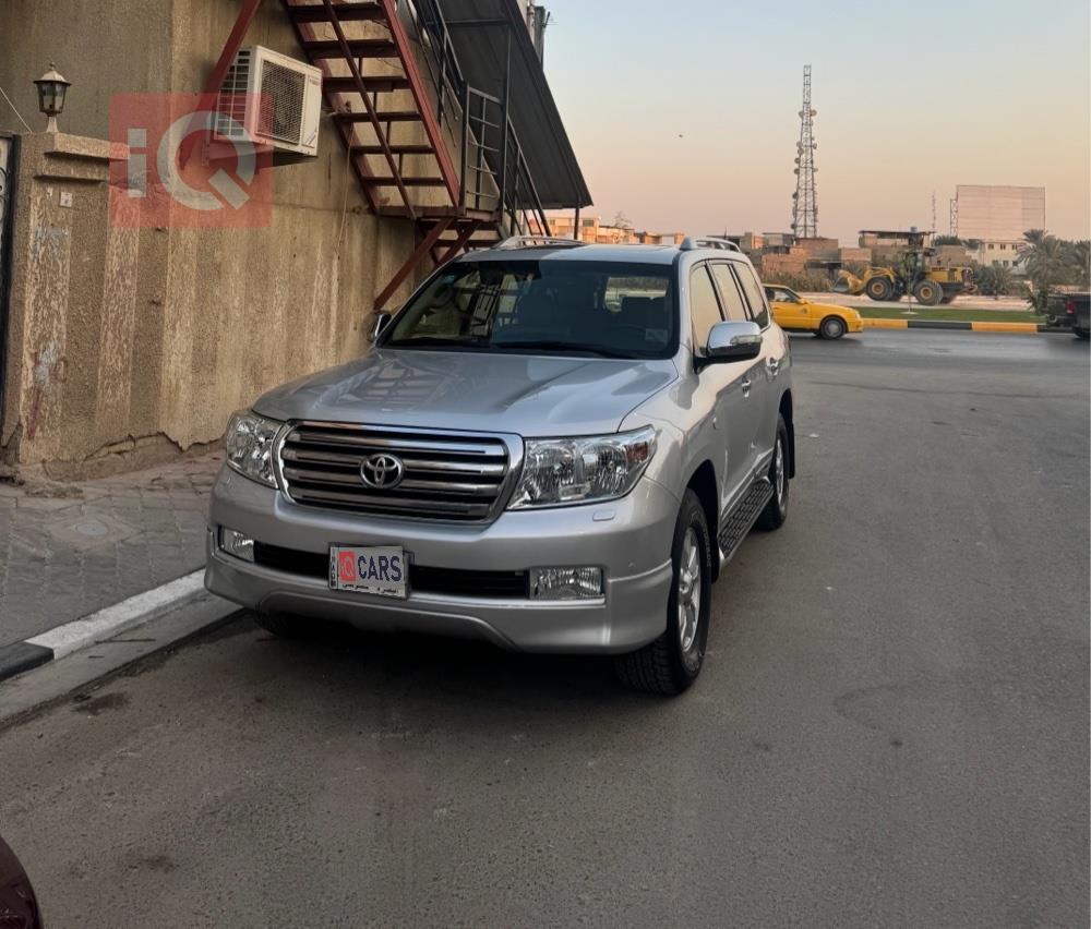 تويوتا لاندكروزر